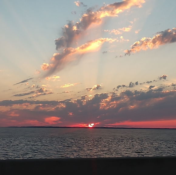 Meet your Posher, Ashley - Picture 1 of 1